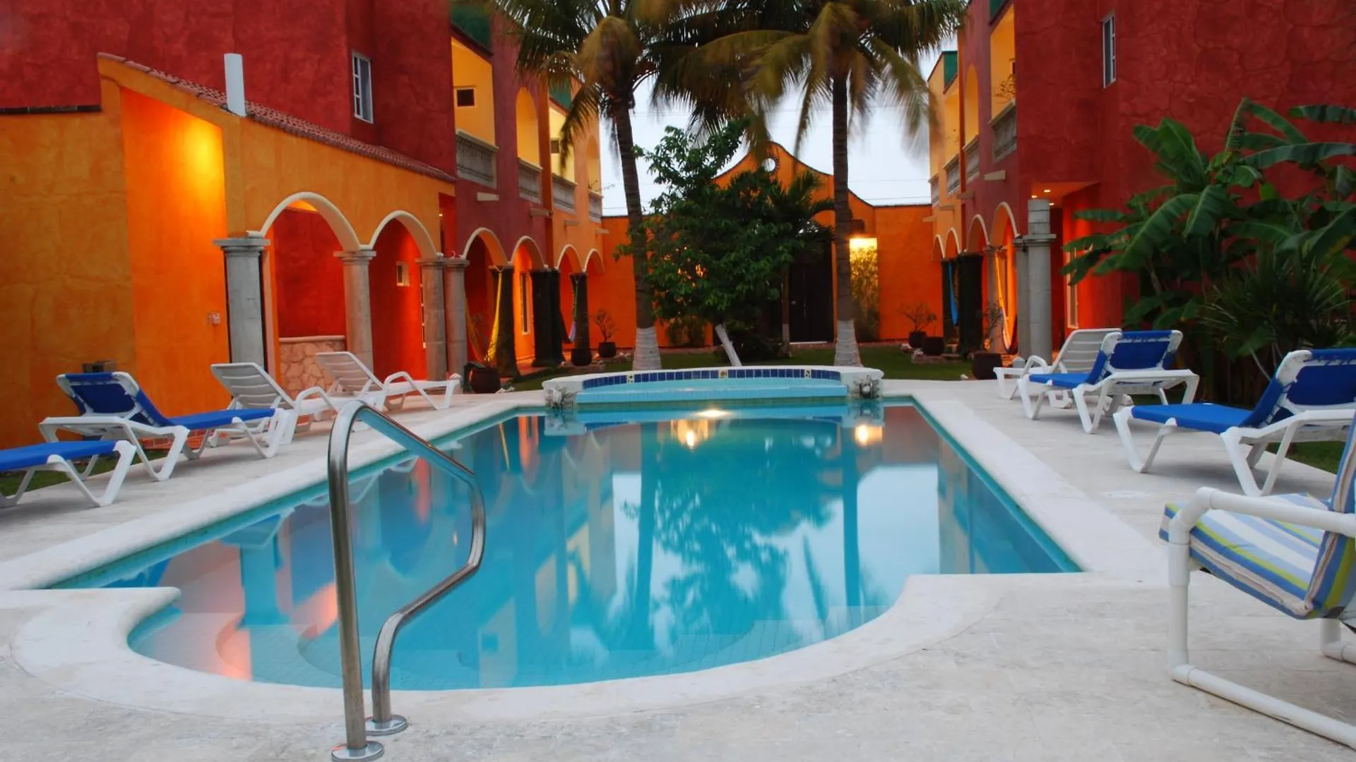 Casa Colonial Estate, Cozumel Villa